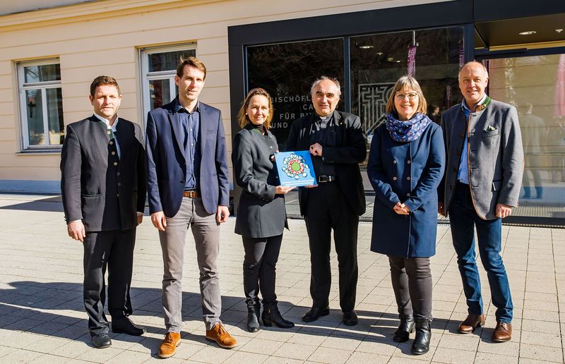 Gerd Neuhold, SONNTAGSBLATT